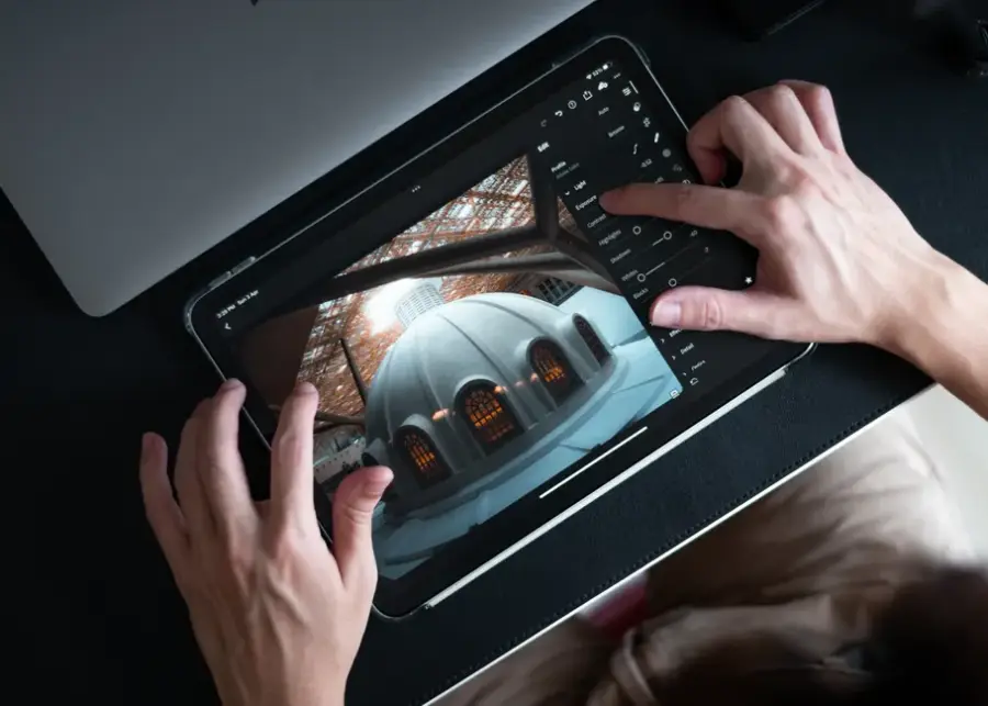 Adobe integra un editor interactivo de Photoshop y Acrobat en el panel lateral de ChatGPT