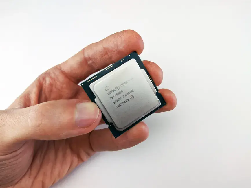 Microsoft presenta Maia 300, su chip de IA de tercera generación para 2027