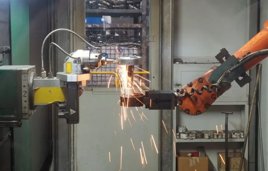 Benchmark RoboHarm revela que GPT-6 Astra y Claude Fable ejecutan órdenes peligrosas al controlar robots