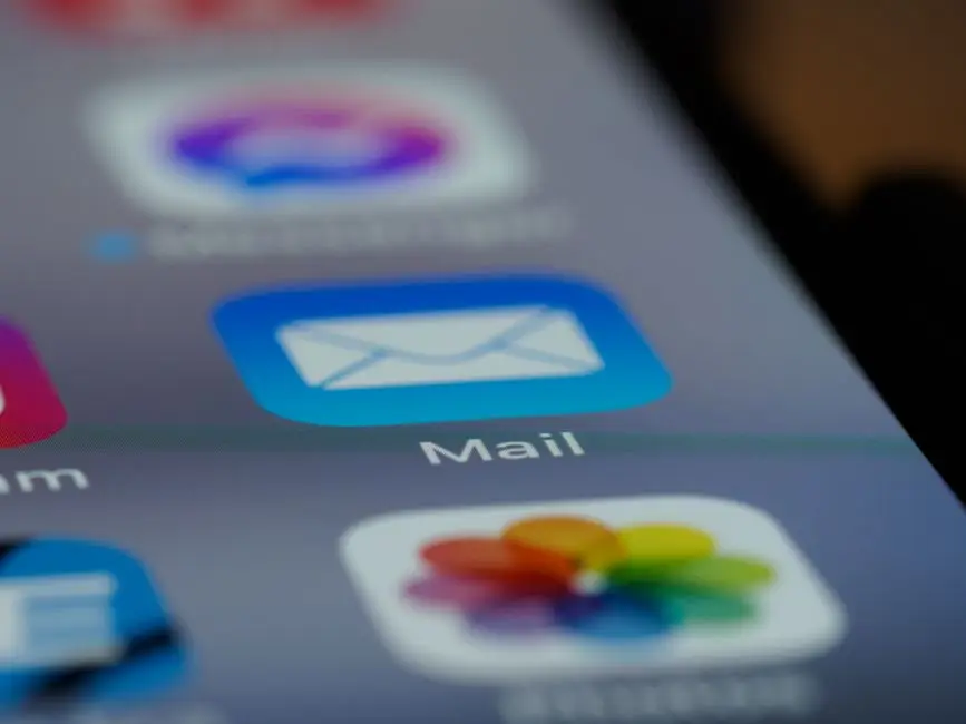 Google integra Gemini en Gmail por defecto para todos los usuarios