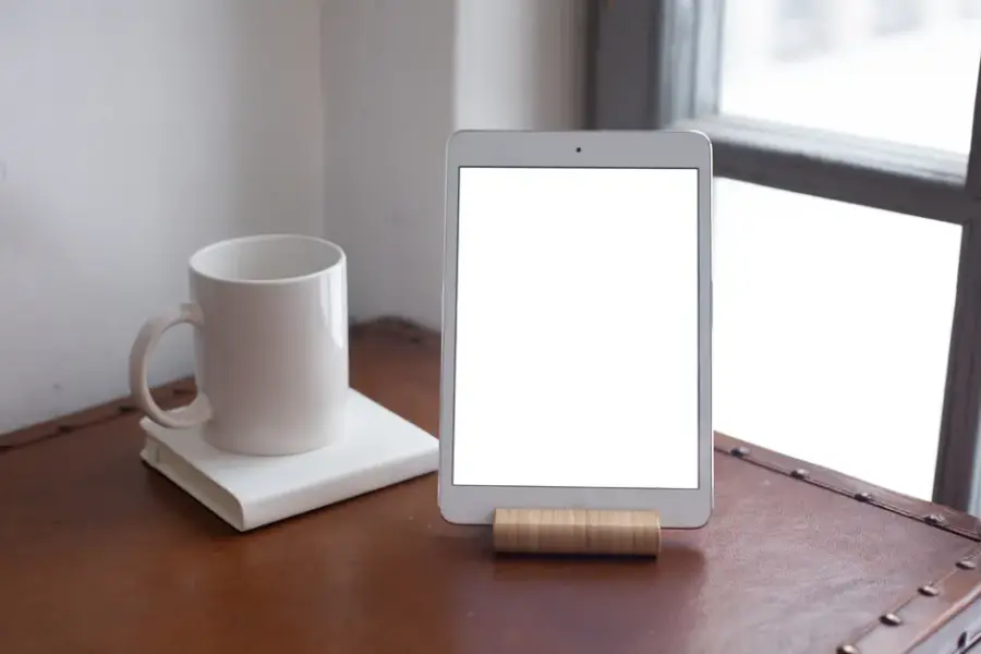 Exjefe de seguridad de Google advierte sobre el impacto de la IA en niños y se une a Common Sense Media