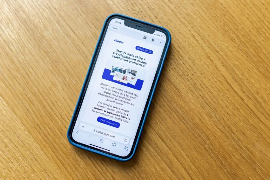 Agentes de IA como Instinct avanzan hacia compras y pagos autónomos, con riesgos de seguridad