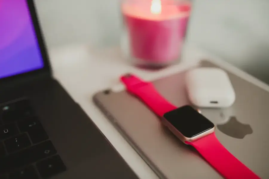 Fotografía de archivo que ilustra: Un estudio patrocinado por Qualcomm sostiene que los wearables con IA personal ganan interés del consumidor