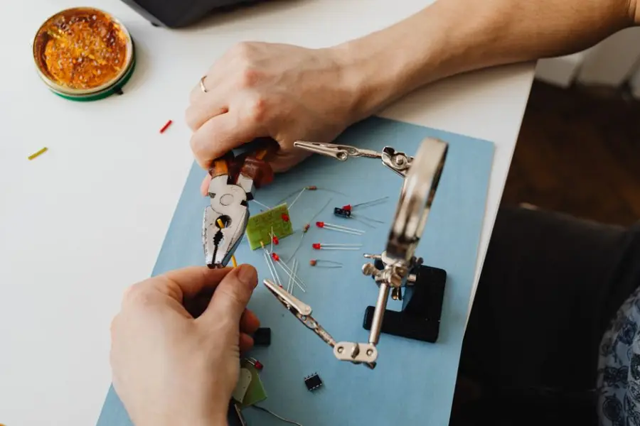 Fotografía de archivo que ilustra: Raspberry Pi lanza AI HAT+ 2 con 8GB de RAM para ejecutar modelos generativos locales