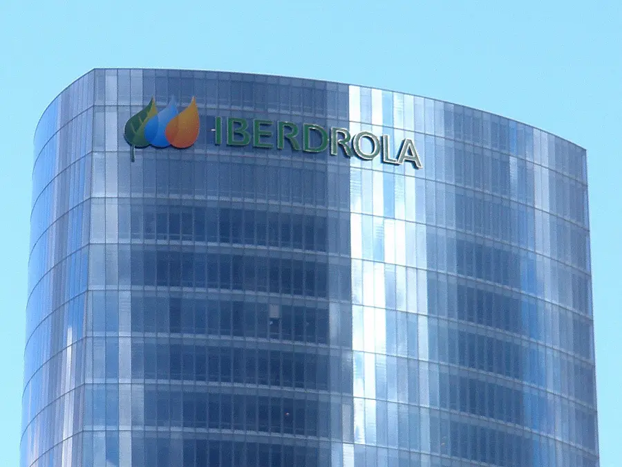 Iberdrola integra la IA jurídica de Harvey en sus servicios legales y fiscales