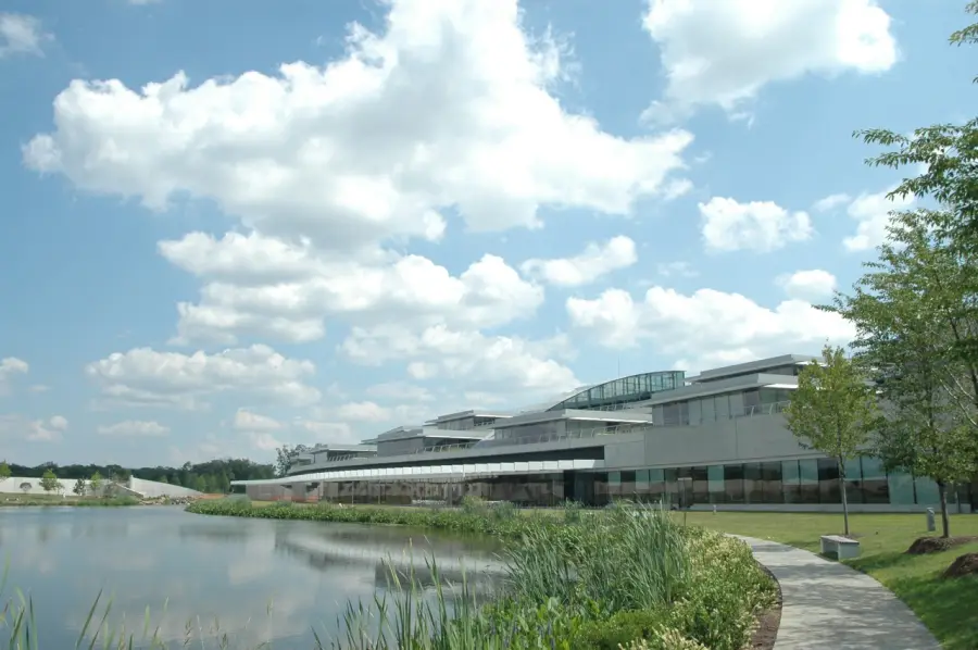 Anthropic y Janelia crean estándar MHS para que agentes de IA controlen equipos de laboratorio