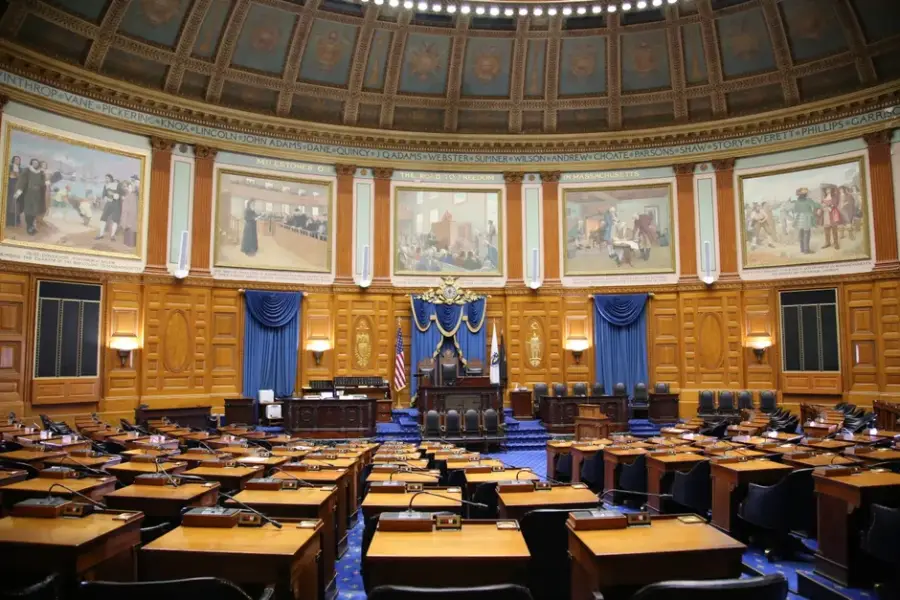 Bill Gates advierte que una IA sin control podría causar mil millones de muertes
