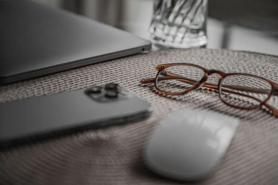 Meta prepararía gafas inteligentes sin cámara ante el rechazo social a las Ray-Ban Meta