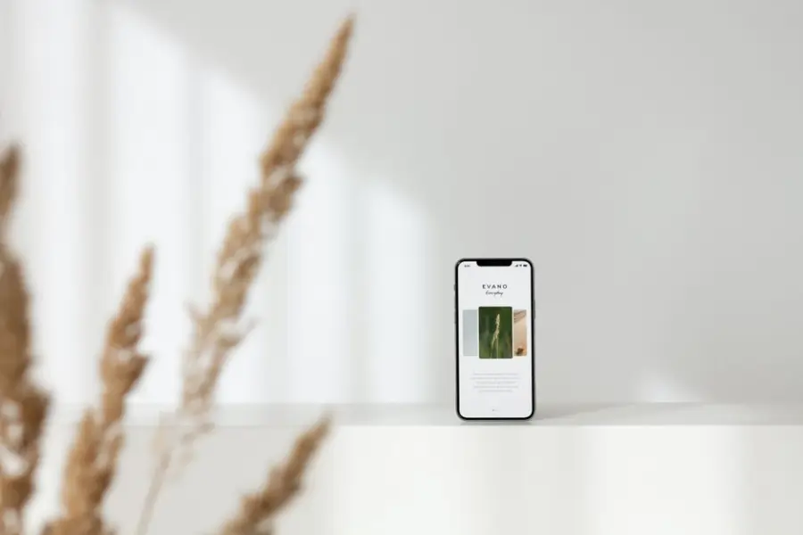 Fotografía de archivo que ilustra: Motorola presenta teléfono plegable Razr Fold y plataforma de IA unificada Qira