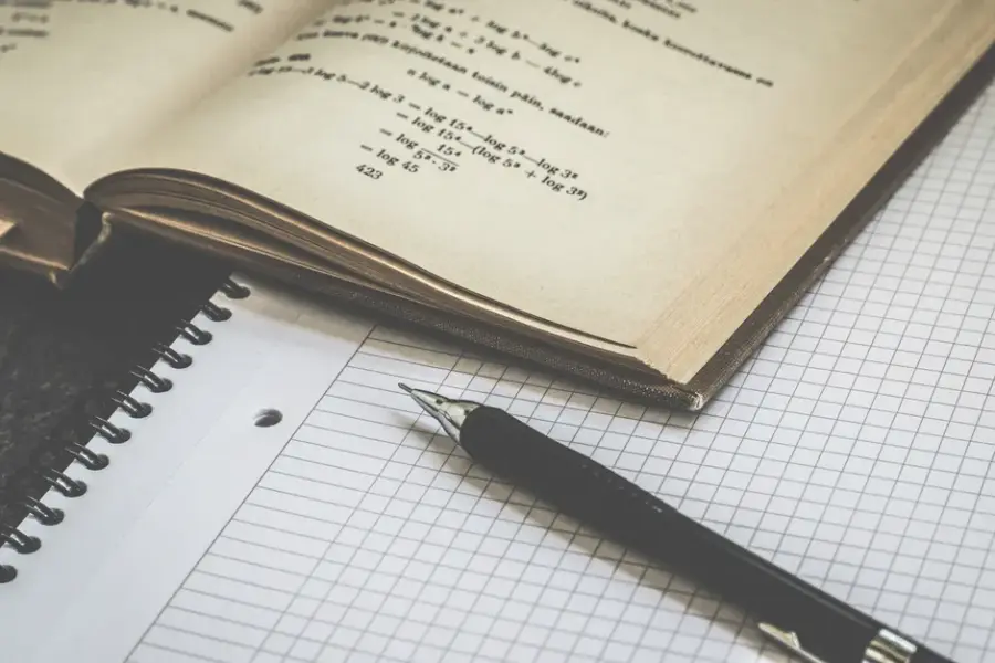 The Verge recopila la polémica sobre el uso de IA en matemáticas y la atribución de méritos