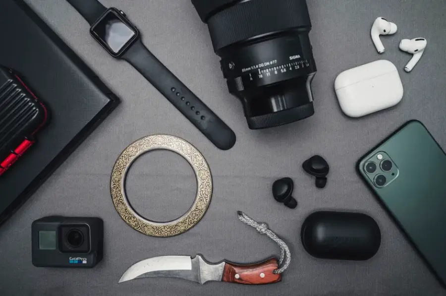Meta presenta Muse Charm, un dispositivo de bolsillo dedicado a su agente de IA