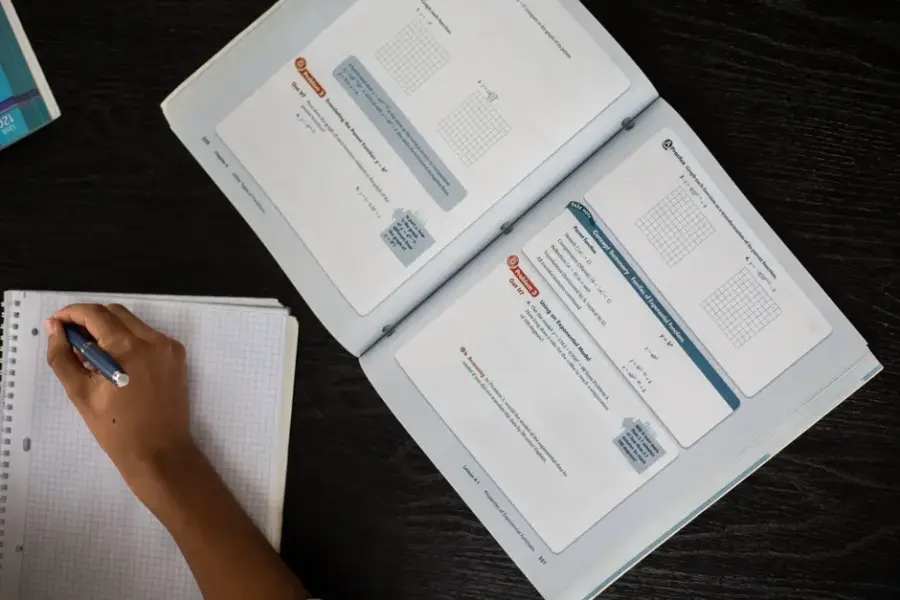 Microsoft Research presenta StudentSim, simuladores de estudiantes para evaluar tutores de IA