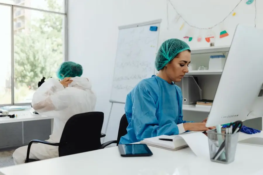 Fotografía de archivo que ilustra: Google DeepMind abre su primer laboratorio en Europa continental en París