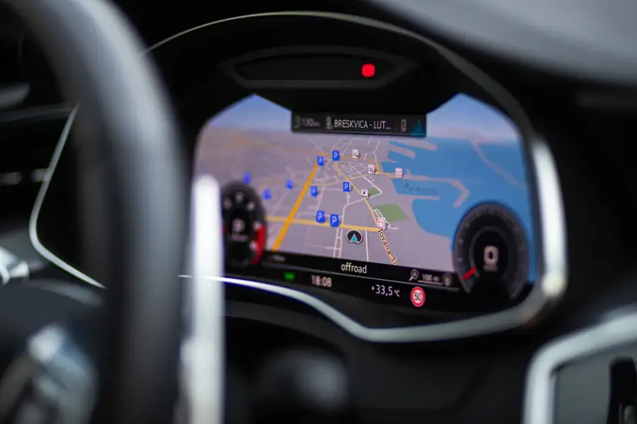Fotografía de archivo que ilustra: Gemini suma Inteligencia Personalizada a Android Auto para responder con correos, fotos y citas