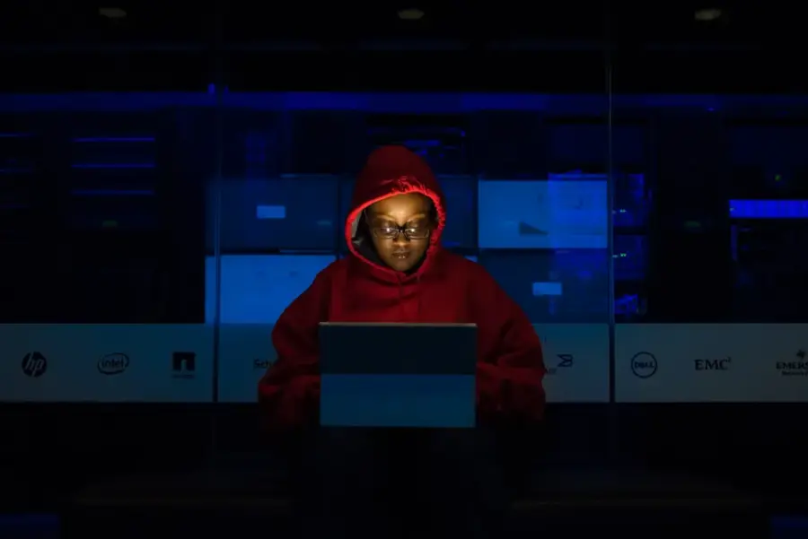 OpenAI presenta Dots, agentes autónomos que trabajan sin supervisión constante