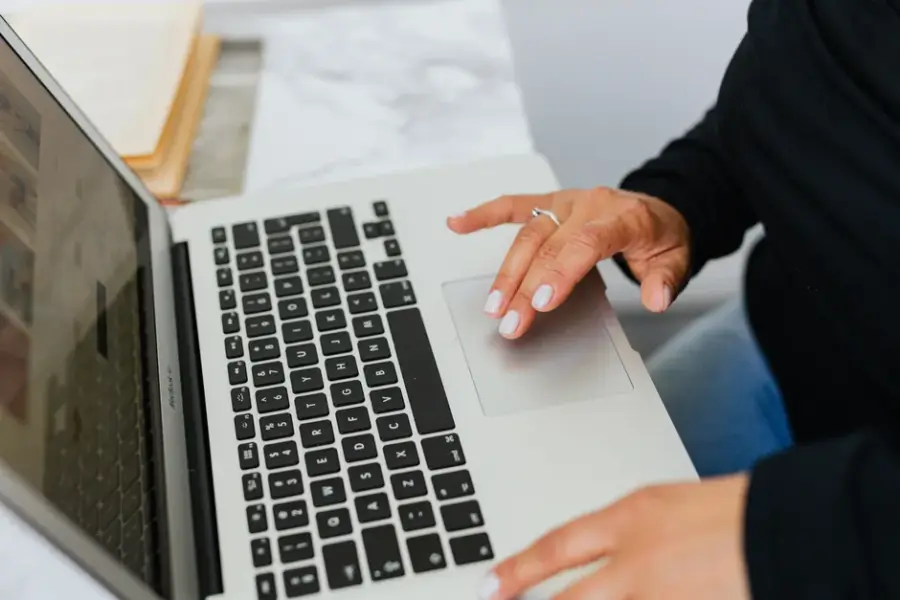 Apple restringe el acceso a 'Full Disk Access' en macOS por riesgos de agentes de IA