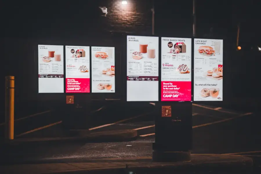 McDonald’s prueba Archy, su voz de IA para el drive-thru en inglés y español con más del 90% de precisión