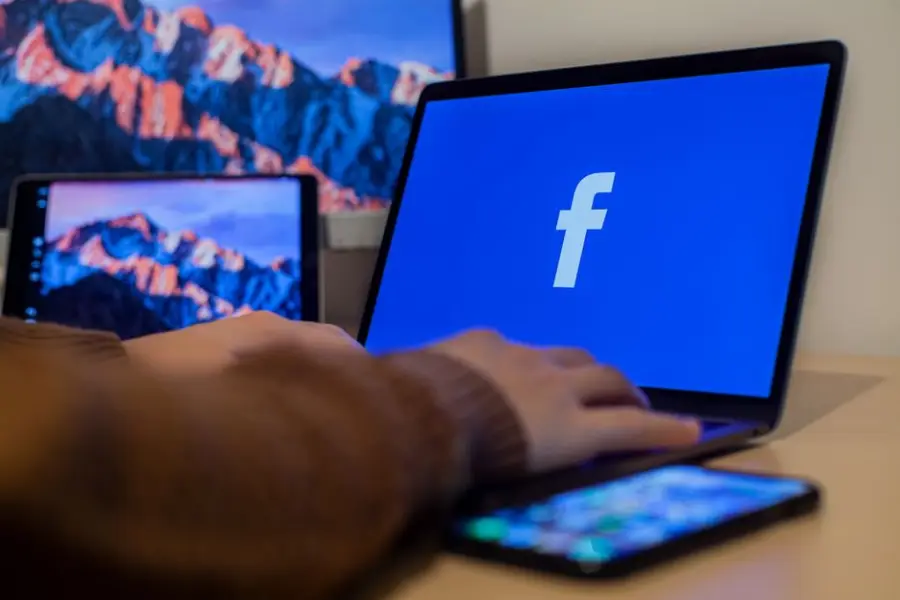 Fotografía de archivo que ilustra: Investigación: LLMs pueden desanonimizar usuarios en redes sociales con precisión del 90%