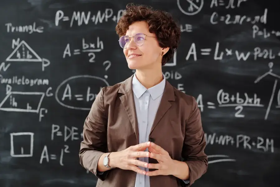 OpenAI publica 372 resultados matemáticos resueltos por IA en medio de disputas de autoría