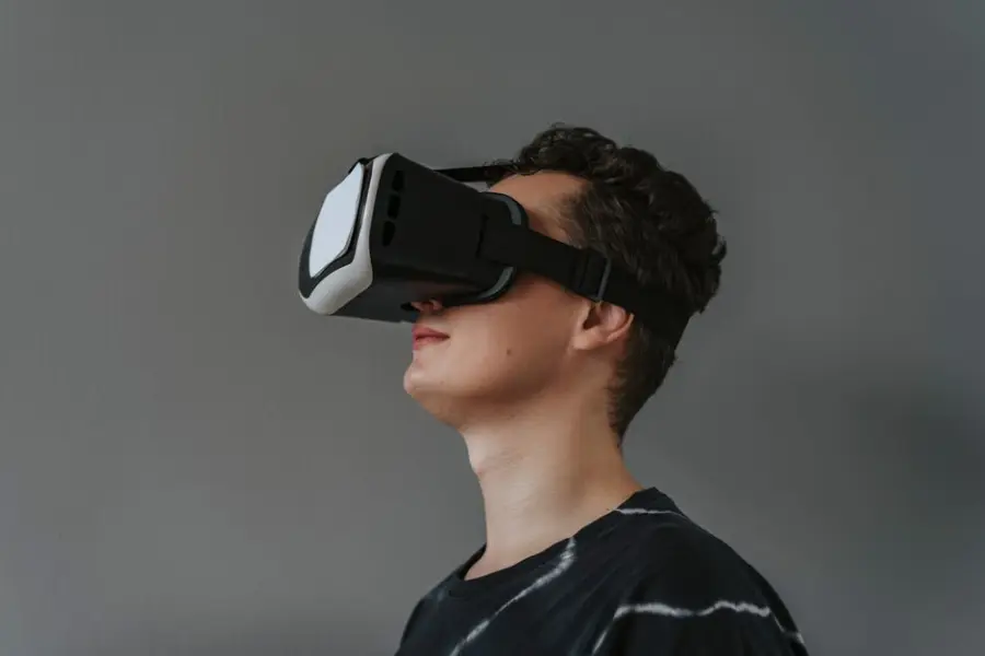 Fotografía de archivo que ilustra: Meta abandona prioridad del metaverso y traslada inversión a wearables e IA