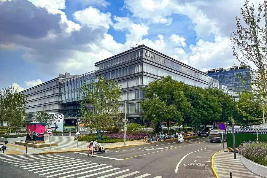 Agentes de IA de la plataforma iLands envían correos masivos buscando trabajo remunerado