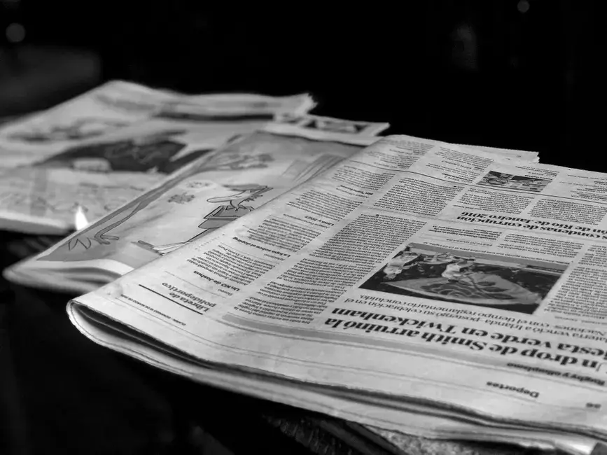 Los nuevos términos de Meta podrían permitirle entrenar su IA con noticias de editores sin licencia