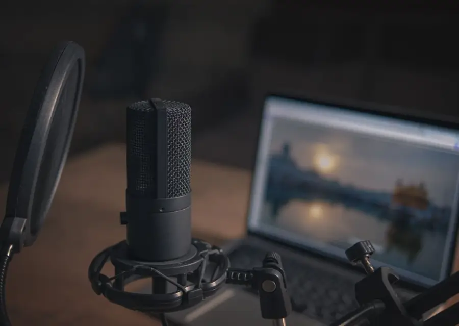Fotografía de archivo que ilustra: Meta lanza Muse Voice Transcribe, modelo de transcripción en tiempo real de bajo coste