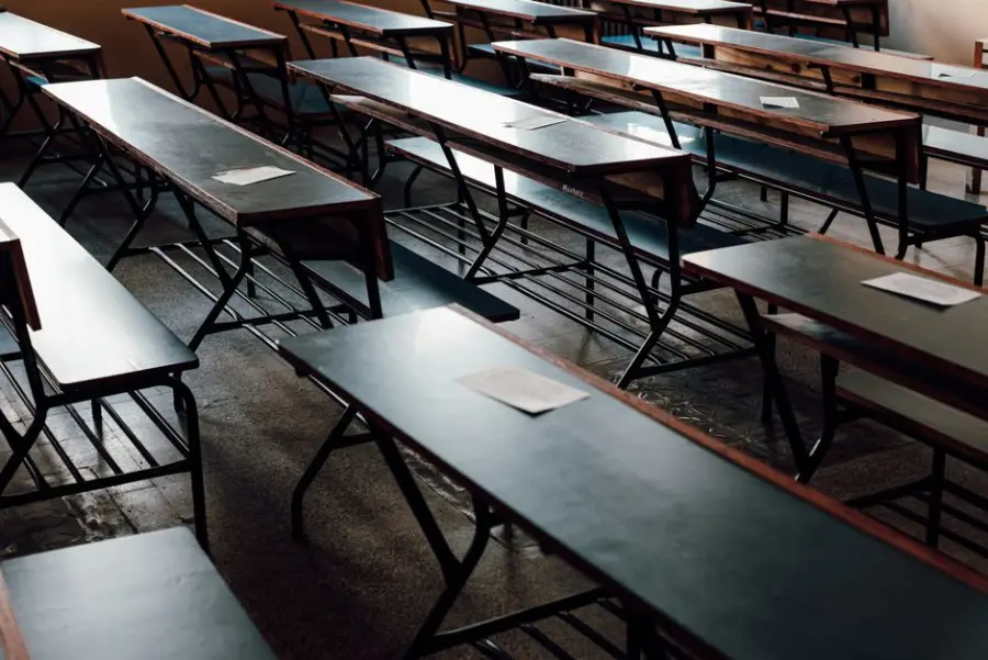 Microsoft y sindicatos docentes de EE.UU. firman estándar vinculante de privacidad de IA en escuelas